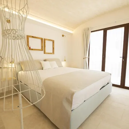 Trullo Nido Con Piscina In Comune Pensión 4*