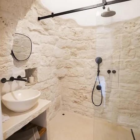 Trullo Nido Con Piscina In Comune 4*