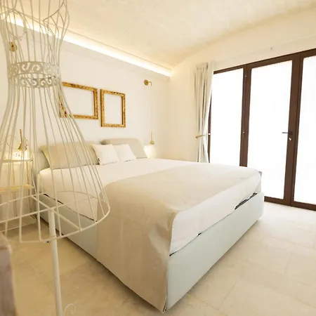Trullo Nido Con Piscina In Comune 4*