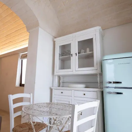 Trullo Nido Con Piscina In Comune * Latiano