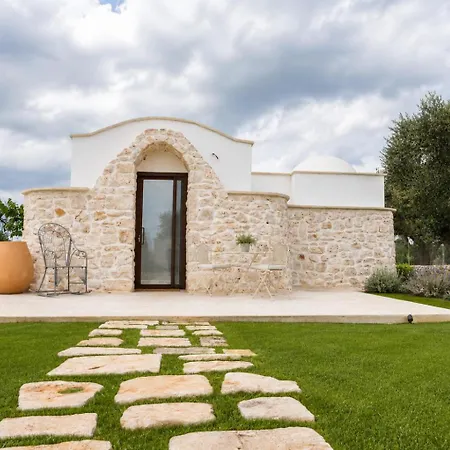Trullo Nido Con Piscina In Comune 게스트하우스 Latiano