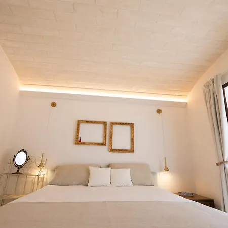 Trullo Nido Con Piscina In Comune 4*